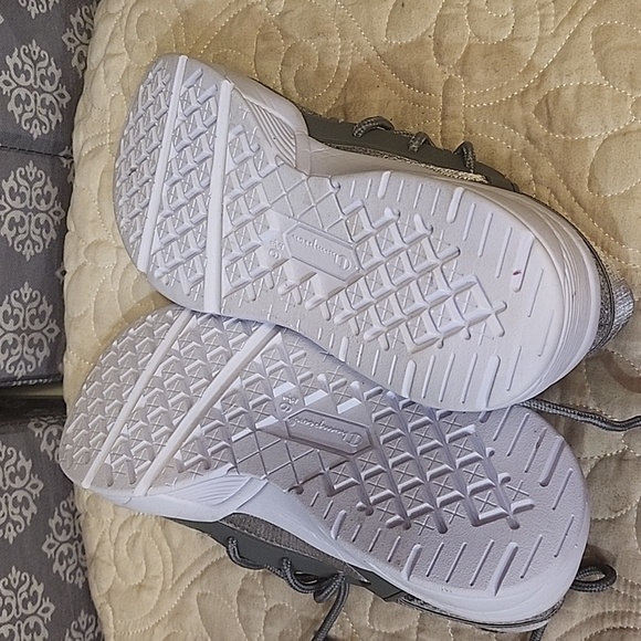 Champion Charcoal Gray Athletic Shoes W9.5 NWOT - Picture 5 of 6